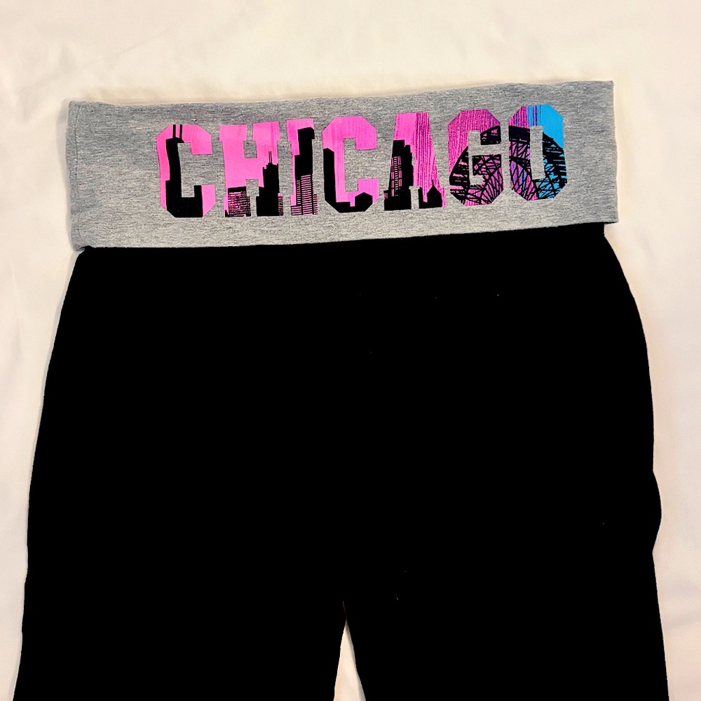 Victoria’s Secret Pink Exclusive Chicago Flared Boot Yoga Pant